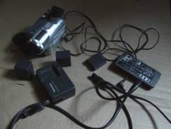 Panasonic NV-GS120. Менее 4-х Мп, с объективом