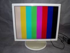 Samsung. 19" (48 см), технология LCD (ЖК)