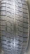 Bridgestone W960. Всесезонные, 2010 год, износ: 30%, 2 шт