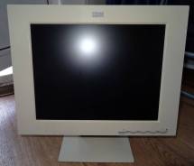 IBM. 15" (38 см), технология LCD (ЖК)