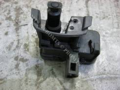 Замок лючка бензобака. Volkswagen Touareg, 7P5 Volkswagen Golf, 517 Volkswagen Polo, AW1 Skoda Octavia, 5E3, 5E5, NL3, NR3 Skoda Yeti, 0Y7, 5L6, 5L7...