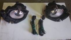 Фара противотуманная. Toyota: Corolla, Corolla Verso, Yaris, Corolla Rumion, RAV4, Noah, Coaster, Vitz, XA, Ractis, Wish, Highlander, Sai, Auris, Coro...