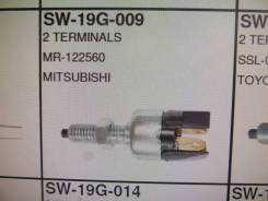 Концевик под педаль тормоза. Mitsubishi GTO, Z15A Mitsubishi RVR, N28W, N23WG, N21WG, N21W, N11W, N23W, N13W, N28WG Mitsubishi Chariot, N48W, N34W, N4...