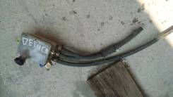 Бачок для тормозной жидкости. Mitsubishi Delica, P24W, P25W, P35W Двигатели: 4G64MPI, 4D56