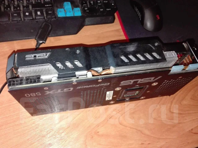 GeForce GTX 580 ����