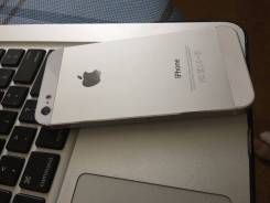 Apple iPhone 5 32Gb. Б/у