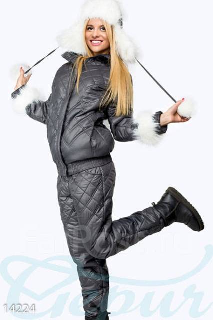 Теплый зимний дутый костюм + шапка-ушанка, В Наличии, размер S(40-42), 40,42, новый. Цена: 3 000₽ во Владивостоке
