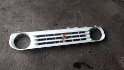 Решетка радиатора. Mitsubishi Pajero Junior, H57A Двигатель 4A31