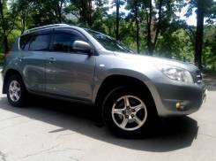 Toyota RAV4. автомат, 4wd, 2.4 (170 л.с.), бензин, 160 тыс. км