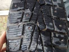 Roadstone Winguard WinSpike. Зимние, шипованные, 2015 год, без износа, 4 шт