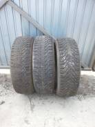 Goodyear. Зимние, шипованные, износ: 30%, 3 шт