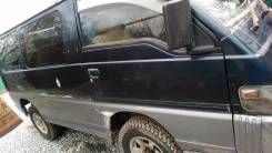 Mitsubishi Delica. механика, 4wd, 2.5 (105 л.с.), дизель, 220 тыс. км
