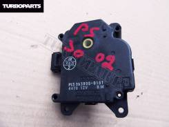 Сервопривод заслонок печки. Toyota Prius, ZVW30, ZVW30L Двигатель 2ZRFXE