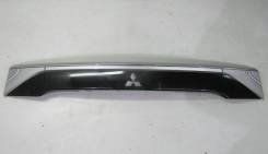 Накладка крышки багажника. Mitsubishi Outlander. Под заказ