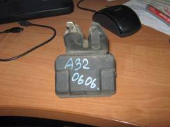 Замок крышки багажника. Nissan Maxima Nissan Cefiro, HA32, A32, PA32 Двигатели: VQ30DE, VQ25DE, VQ20DE