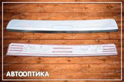 Накладка на бампер. Toyota Land Cruiser