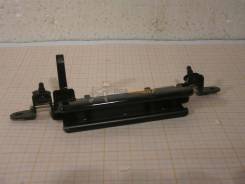 Ручка наружняя задней двери TOYOTA HIACE 96-02 TOYOTA / 6902326020