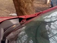 Молдинг лобового стекла Nissan DUALIS