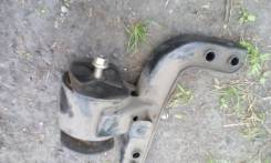 Подушка двигателя. Hyundai Sonata, KMHCF31FPWA104831