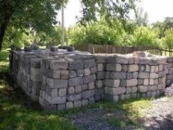 Шлакоблоки.
