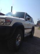 Nissan Patrol. механика, 4wd, 4.5, 180 000 тыс. км