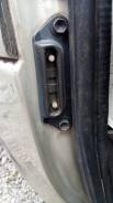 Доводчик двери. Toyota: Hiace, Toyoace, Tarago, Previa, Granvia, Grand Hiace, Regius Ace, Regius, Dyna, Estima Двигатели: 5LE, 3L, 5L, 1RZE, 2RZE, 1RZ...