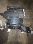 Корпус моторчика печки. Nissan Wingroad, VENY11, VEY11, VFY11, VGY11, VHNY11, VY11, WFY11, WHNY11, WHY11, WPY11, WRY11 Nissan AD, VENY11, VEY11, VFY11...
