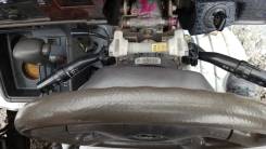 Блок подрулевых переключателей. Toyota Hiace, KZH106G, KZH106W Toyota Regius Ace, LH178, RZH102, KZH106, RZH101, RZH112, KZH100, TRH102, TRH112, KZH11...