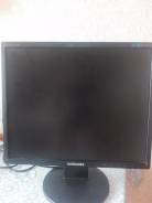Samsung. 19" (48 см), технология LCD (ЖК)