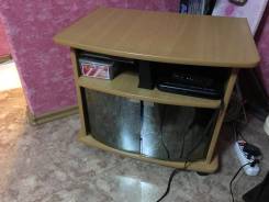 Тумбы под телевизоры.