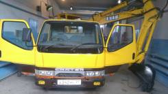Mitsubishi Canter. Экскаватор , 4 561 куб. см., 0,25 куб. м.