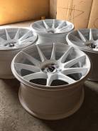 XXR. 9.0x17, 4x100.00, 4x114.30, ET28, ЦО 73,1 мм.