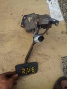 Педаль тормоза. Honda Stream, RN6 Двигатель R18A