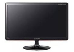Samsung. 18" (46 см), технология LCD (ЖК)
