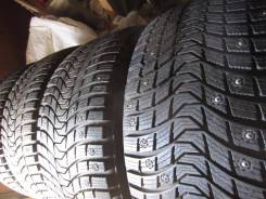 Michelin X-Ice North 3. Зимние, шипованные, 2015 год, износ: 5%, 4 шт