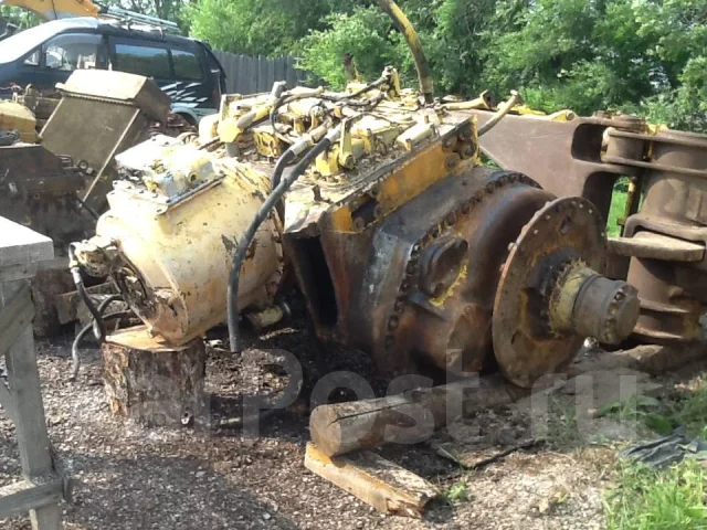 Komatsu D155A ����