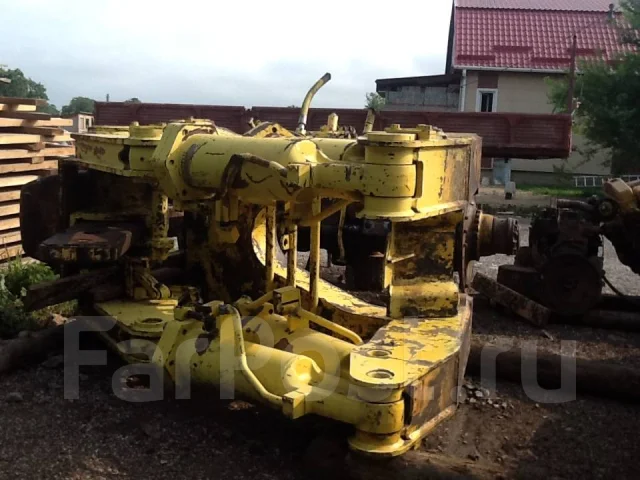 Komatsu D155A ����