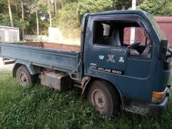 Nissan Atlas. Продаётся грузовик Ниссан атлас, 4 200 куб. см., 2 000 кг.