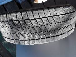 Bridgestone Blizzak DM-V2. Зимние, 2015 год, износ: 20%, 2 шт
