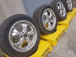 4 Racing. 7.0x17, 5x114.30, ET53