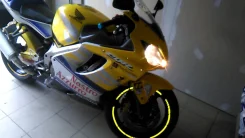Honda CBR 600F4i ����