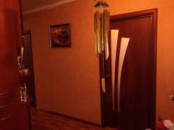 Обменяю 2-х комнатную квартиру и дом на 3-х комнатную квартиру. От частного лица (собственник)