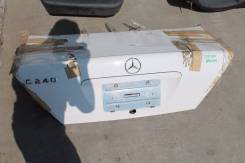 Крышка багажника. Mercedes-Benz C-Class