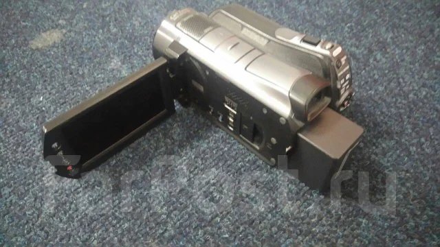 Sony HDR-SR12E. 20 � ����� ��, � ���������� ����
