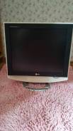 LG. 17" (43 см), технология LCD (ЖК)