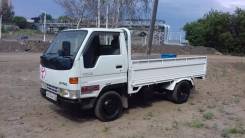 Toyota Dyna. , 2 835 куб. см., 2 000 кг.