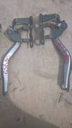 Крепление капота. Toyota Tarago, GSR50, ACR50 Toyota Previa, ACR50, GSR50 Toyota Estima, GSR55W, GSR55, ACR50, ACR55, GSR50W, GSR50, AHR20 Двигатели...