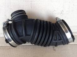 Патрубок воздухозаборника. Nissan X-Trail, DNT31, NT31, T31R, T31, TNT31 Двигатели: QR25DE, QR25