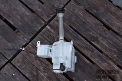 Бачок стеклоомывателя. Lexus: GS460, GS430, GS300, GS450h, GS30 / 35 / 43 / 460, GS350 Toyota GS300, GRS190, URS190, UZS190 Toyota GS30, GRS195, GRS19...