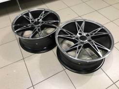 Rotiform. 8.0x18, 5x112.00, 5x114.30, ET30, ЦО 73,1 мм.